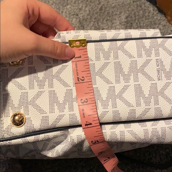 Michael Kors handbag - Picture 12 of 13